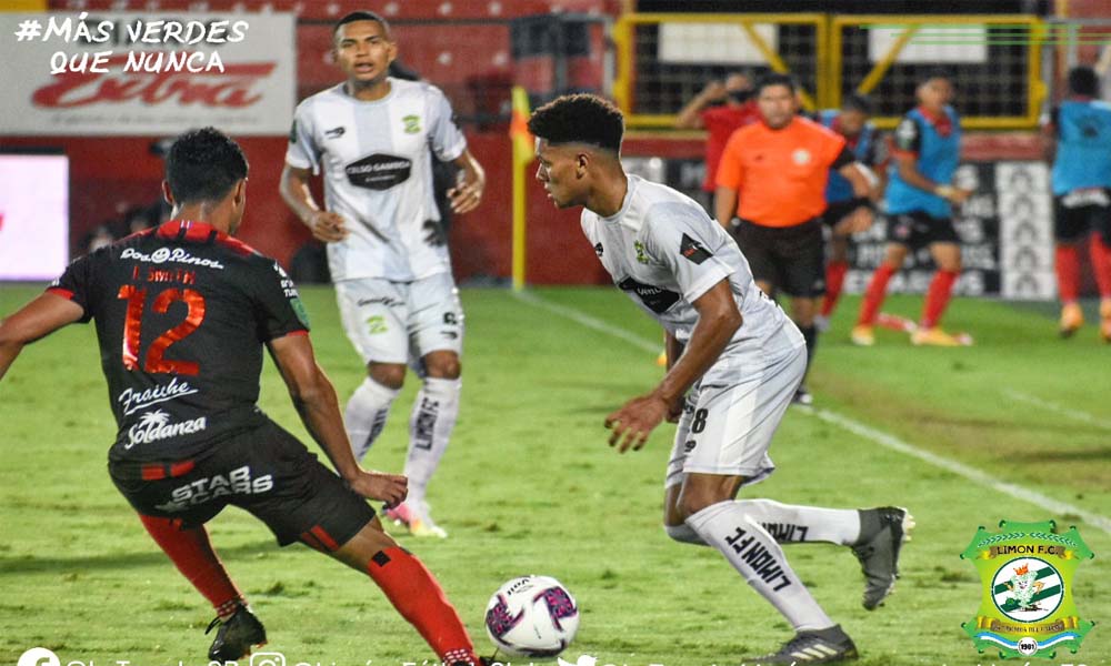 Alajuelense no tuvo problemas para dejarse los tres puntos en el juego ante Limón. Fue un trámite previo a las semifinales.