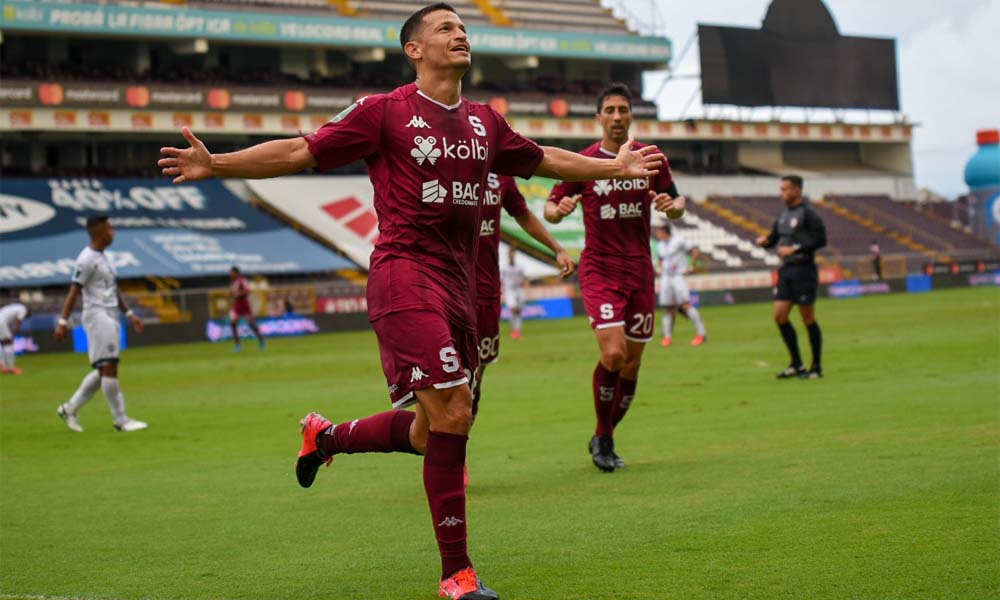 Daniel Colindres recibió tres juegos de suspensión después de la agresión sobre Orlando Galo.