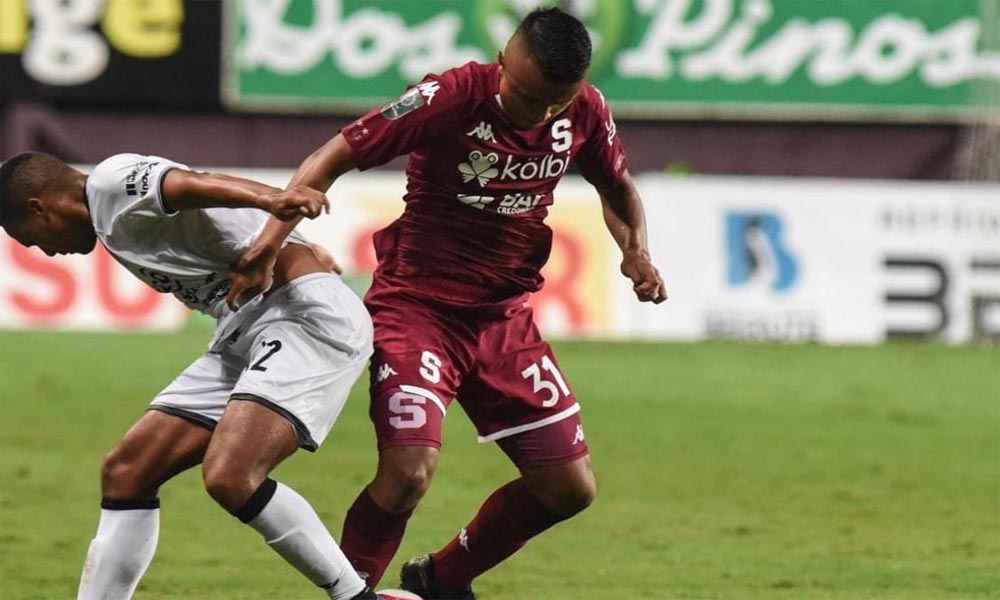 Fabricio Alemán acumuló apenas 45 minutos con el primer equipo del Deportivo Saprissa en el Apertura 2020.