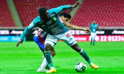 Joel Campbell fue titular con el León ante Chivas, para erigirse como figura en el encuentro.