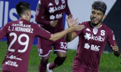 Johan Venegas sigue siendo como el amuleto de Saprissa en Liga CONCACAF. Esta noche marcó doblete.