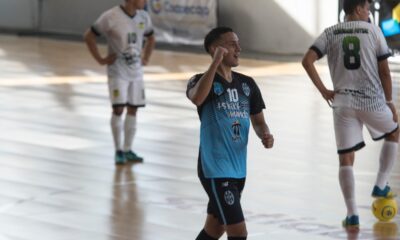 T-Shirt Mundo se impuso a Coronado, en la jornada 2 del grupo 2 del futsal masculino.