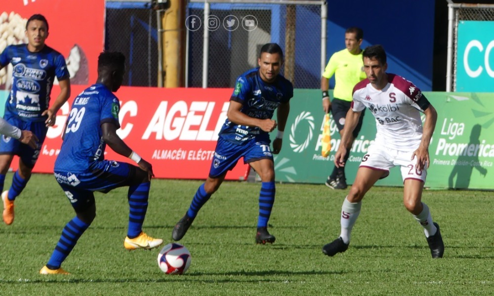 Saprissa no mostró un buen juego en su debut en el Clausura 2021, cuando Grecia hizo más en ofensiva.