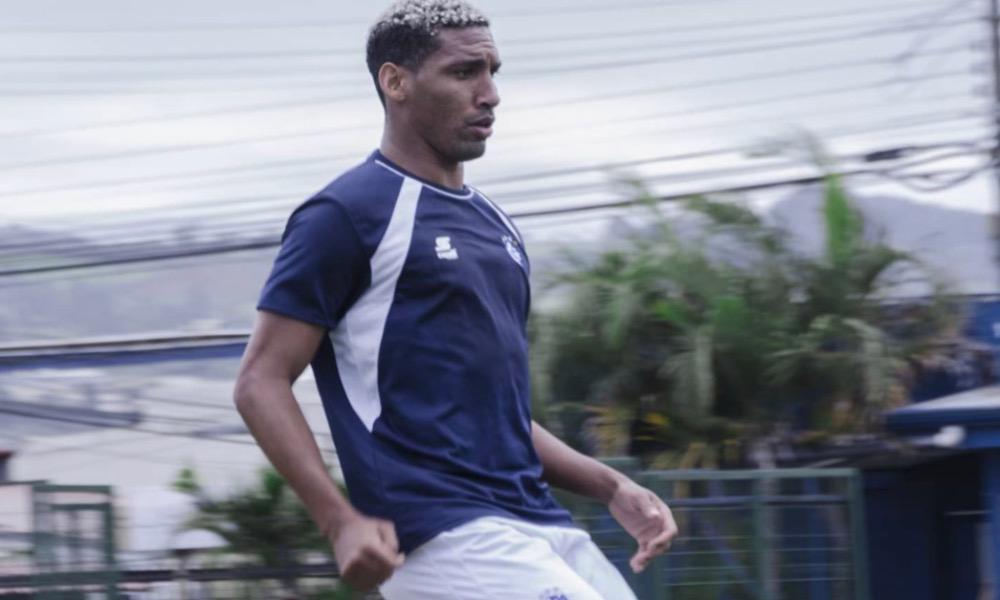 Marcel Hernández se va del Cartaginés para el torneo que comienza mañana.