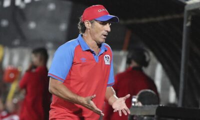 Pedro Troglio, técnico argentino del CD olimpia, de Honduras.