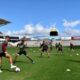 Saprissa entrena con un grupo de juveniles plenamiente integrados con los jugadores de mayor experiencia.