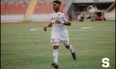 Sergio Céspedes, uno de los jóvenes que Saprissa ascxendio a la pimera división.