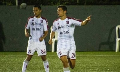 Daniel Colindres no discute si juega bien o no como 9. Prefiere concentrarse en aportar a la causa del Saprissa.