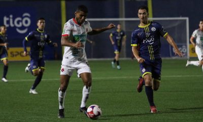 Marcel Hernández sigue intratable en su alianza con el gol. Esta noche volvió a sumar para Alajuelense.