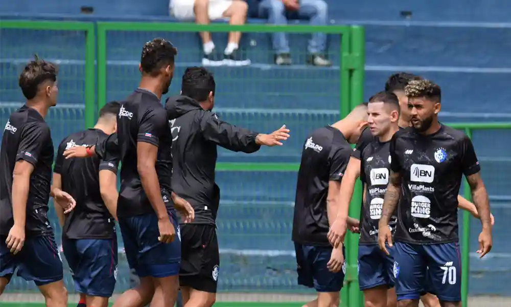 En Cartaginés el enojo no puede ser mayor por todo el lío en torno al juego ante Grecia.