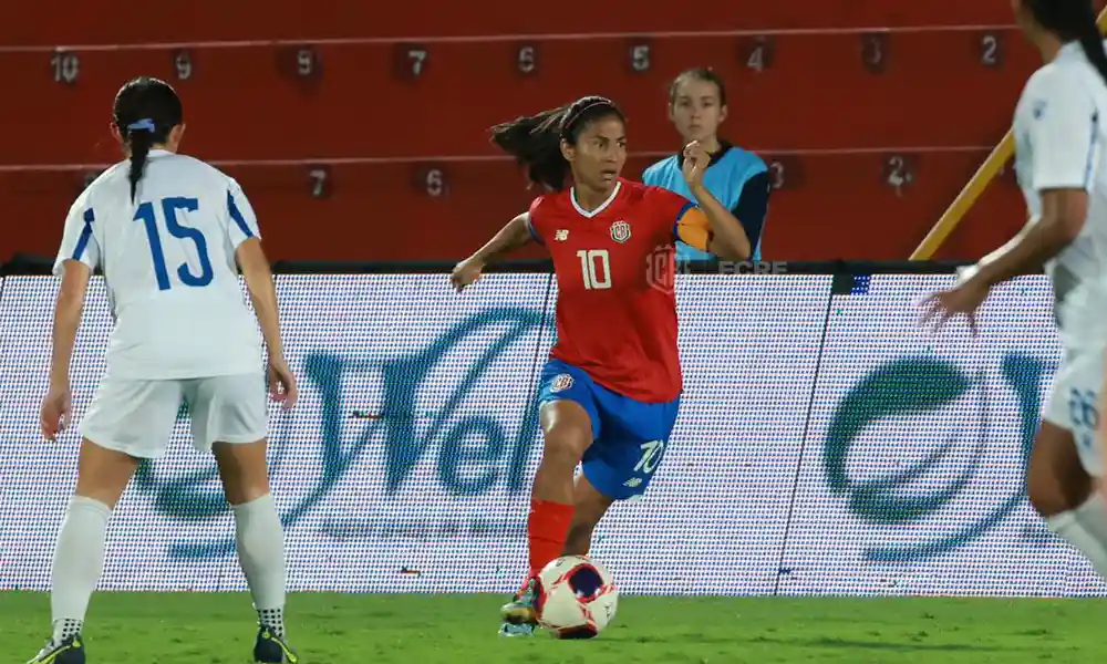 Shirley Cruz no está entre las convocadas para el campamento previo a la Copa Mundial Femenina.