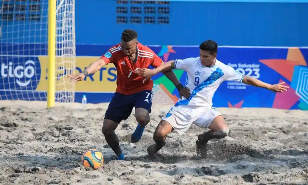 La Sele de Playa estará en las semifinales del clasificatorio a los Juegos de la Arena. Foto: FCRF.