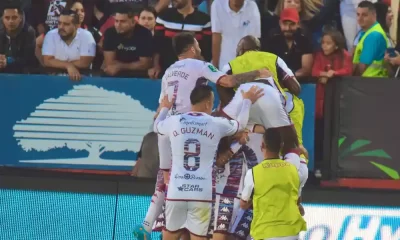 Saprissa volvió a celebrar en el estadio Alejandro Morera Soto. Hoy fortaleció el liderato. Foto: Keydel Romero.