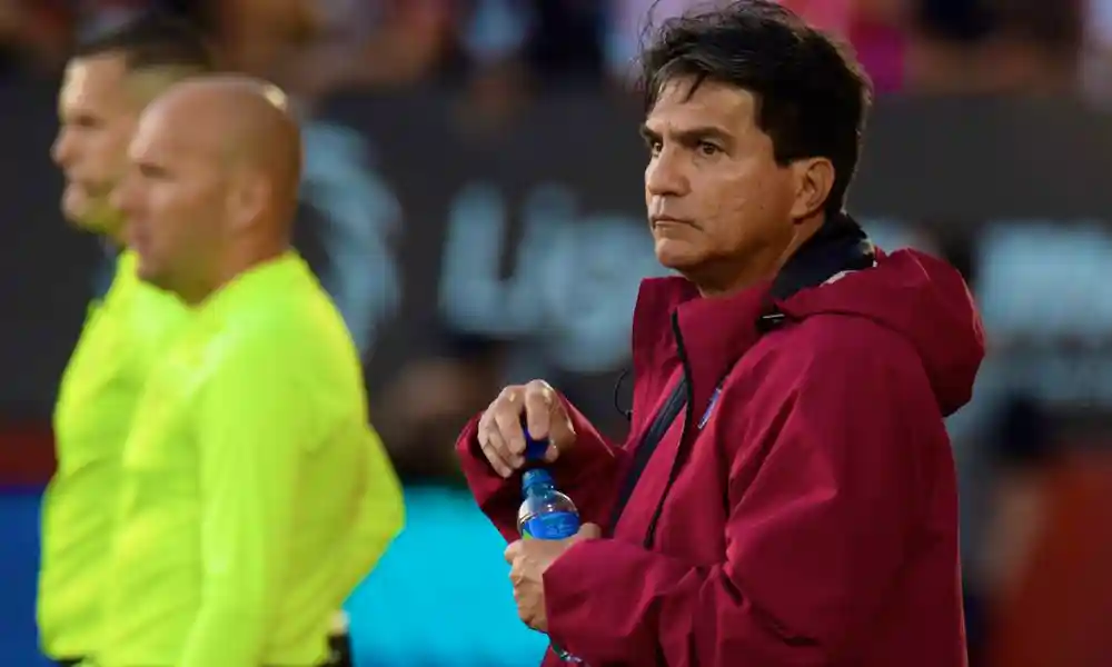 Vladimir Quesada, técnico interino del Deportivo Saprissa. Foto: Keydel Romero.