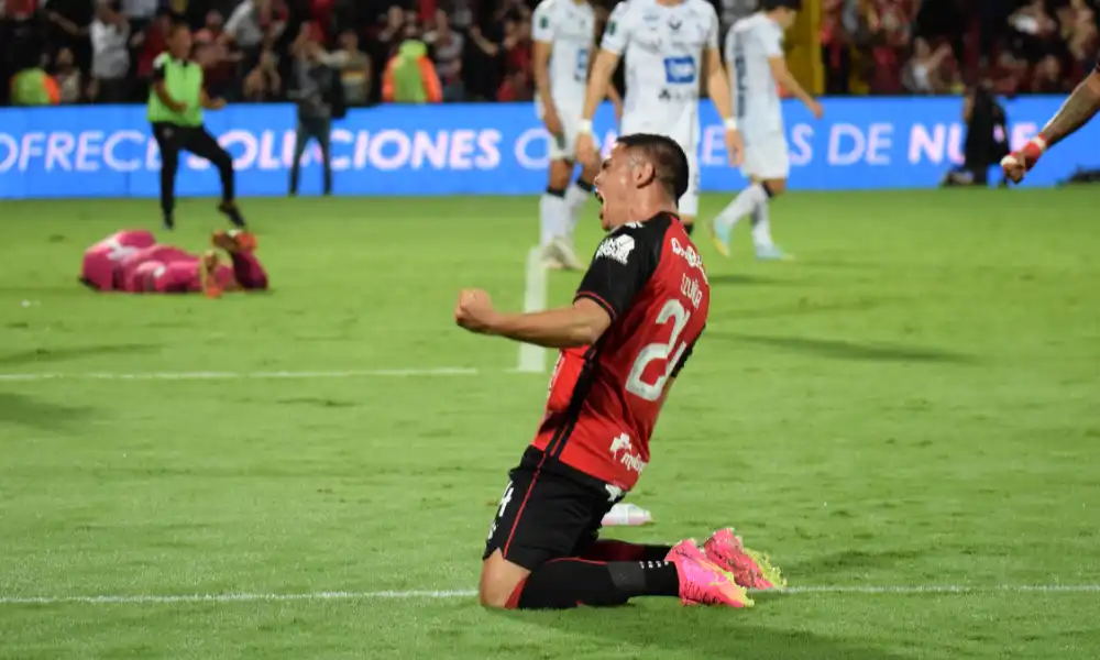 Suhander Zúñiga se perderá dos meses e competencia con Alajuelense.