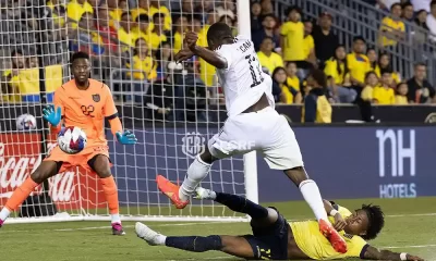 Joel Campbell volvió a ser el que asomó en la pobre ofensiva de La Sele. El equipo se vio muy limitado ante Ecuador. Foto: FCRF.