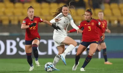 María Paula Salas casi no llegó al área rival ante el poco juego ofensivo de La Sele Femenina. Foto: Fifa.