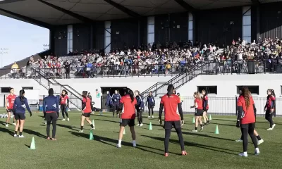 La Sele Femenina encaró un entrenamiento abierto al público este viernes (jueves, tiempo de Costa Rica). Foto: FCRF.