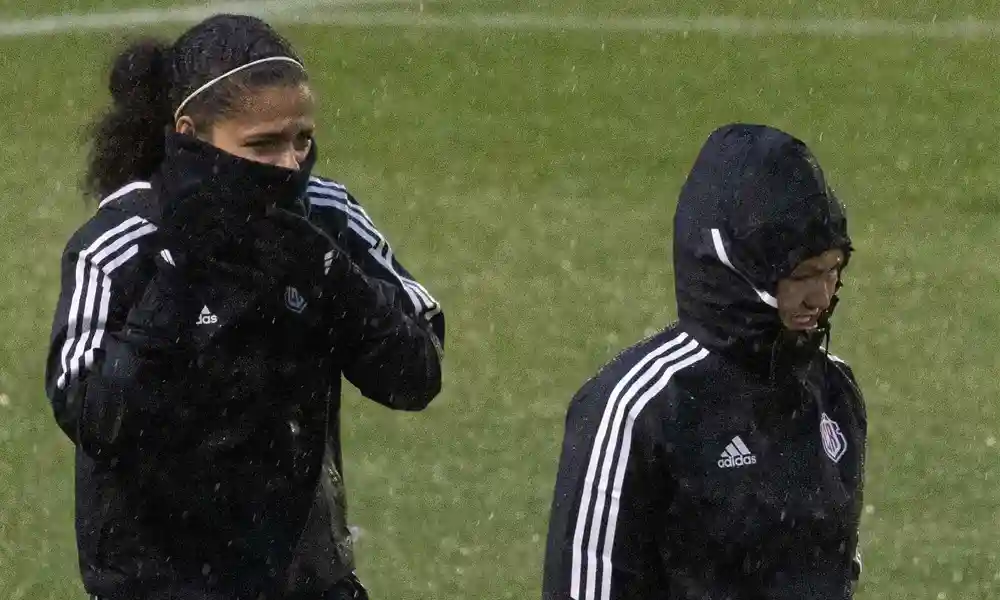 La Sele Femenina lucha contra el frío en cada entrenamiento en Nueva Zelanda. Foto: FCRF.