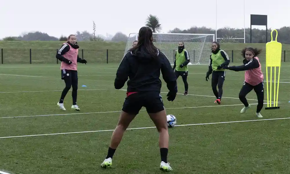 La Sele Femenina enfrentará a un equipo de Japón que es extremadamente dinámico. Foto: FCRF.