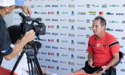 Wilmer López, técnico del pentacampeón nacional, Liga Deportiva Alajuelense, durante el Día de Medios de la institución.