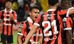 Aarón Suárez grita su gol. A Alajuelense le costó muchísimo el primer tiempo. Pero, dominó a placer la segunda mitad. Foto: Keydel Romero.