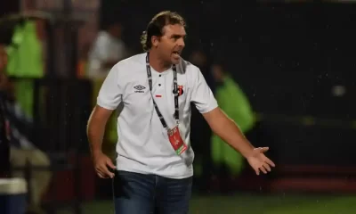 Andrés Carevic, técnico de Alajuelense, defiende en la falta de tiempo el mal juego del equipo. Foto: Keydel Romero.