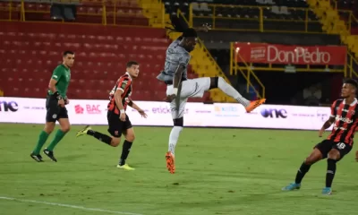 Cartaginés se estrelló en casa de Alajuelense. Foto: Keydel Romero