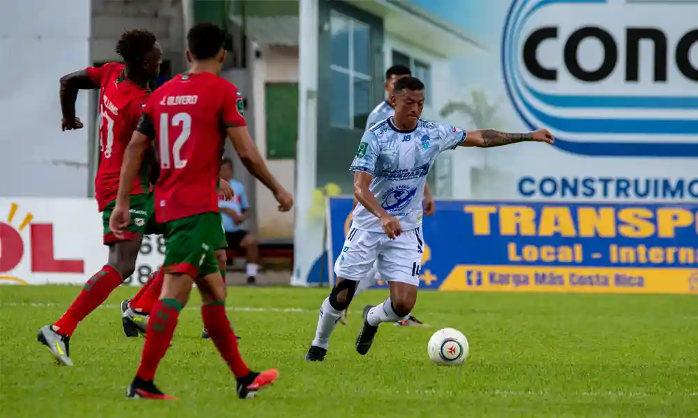 Cristian Reyes le dio la victoria a Pérez Zeledón sobre Guanacasteca. Foto: MPZ.