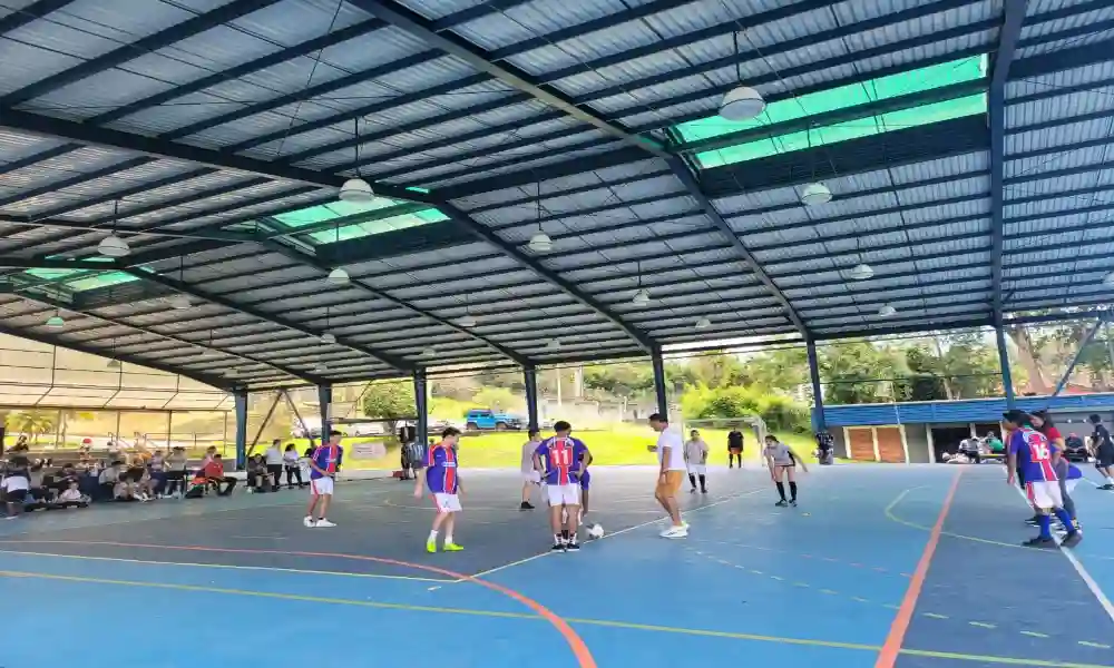 La actividad se desarrolló en las instalaciones deportivas de la UACA en Curridabat