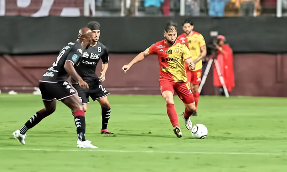 Saprissa vs Herediano. Foto CSH