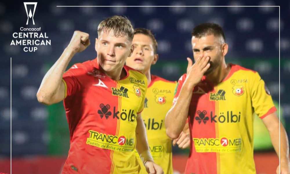 Herediano vs Comunicaciones: Foto: CONCACAF.