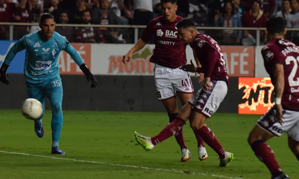 Cartaginés visita a Saprissa. Foto: Keydel Romero