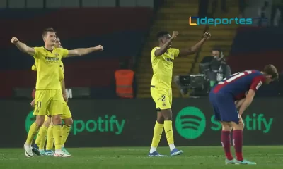 Alexander Sorloth celebra tras marcar el cuarto gol del Villarreal ante el Barcelona. Foto: Lluis Gene / AFP.