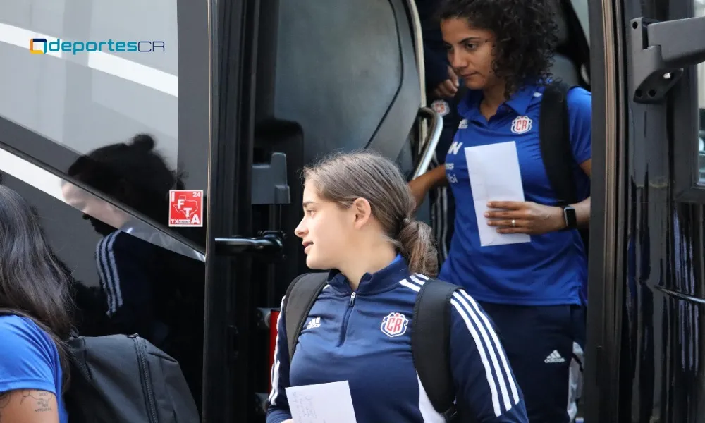 La Selección Femenina está en Houston pero sin técnico