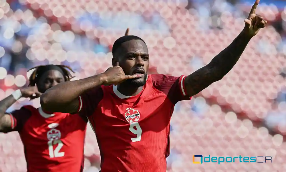 Cyle Larin abrió el marcador para Canadá en el segundo tiempo ante Trinidad y Tobago. Foto: Concacaf.