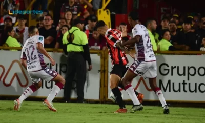 En Alajuelense también están inconformes con el empate. Foto: Keydel Romero.