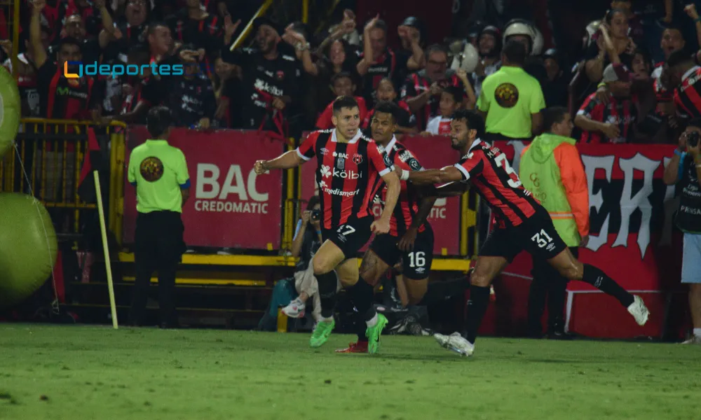 Alajuelense trabaja la capacidad de reacción en partidos complicados