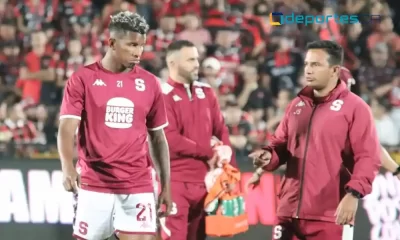 Fidel escobar se lesionó a última hora, por lo que salió de la formación del Saprissa para el Clásico.