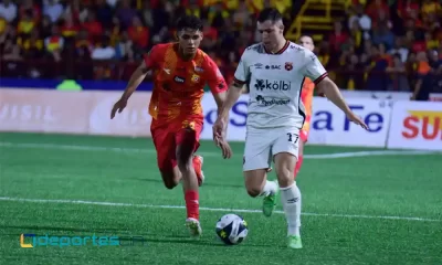 Alajuelense cayó en el juego, pero se impuso en los lanzamientos desde el punto de penal ante el Herediano y es finalista. Foto: Keydel Romero.