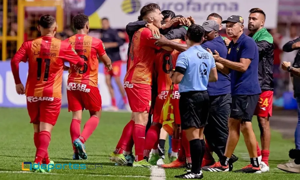 Héctor Altamirano cree que recuperó a su Herediano