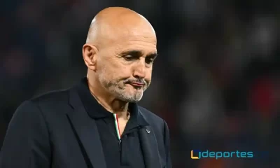 Luciano Spalletti, técnico de Italia, conjunto que peleará con España y Croacia la supremacía de su grupo en la Eurocopa. Foto: Alberto Pizzoli / AFP.