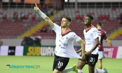 Alberto Toril se presentó esta noche con Alajuelense, con dos goles para la victoria ante Saprissa. Foto: Keydel Romero.