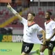 Alberto Toril se presentó esta noche con Alajuelense, con dos goles para la victoria ante Saprissa. Foto: Keydel Romero.