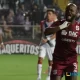 Javon East madrugó a todos para poner en ventaja a Saprissa sobre Guanacasteca. El conjunto morado goleó en el debut en Concacaf. Foto: Keydel Romero.