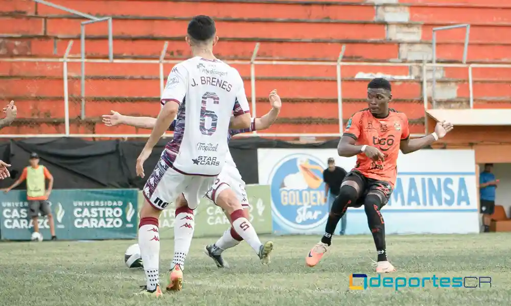 Saprissa salvó la victoria en el cierre, ante Puntarenas. Foto: PFC.