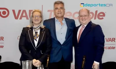 Vicky Ross, Horacio Elizondo y Rodolfo Apéstegui, presentaron el VAR. Foto: Unafut.