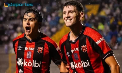 Alajuelense ganó y puso un pie en "semis"