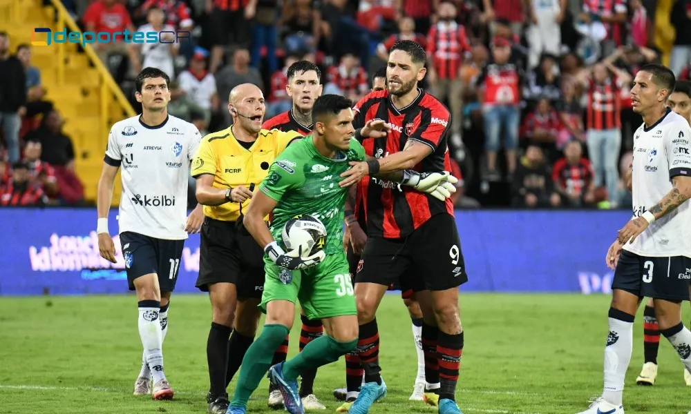 Kevin Briceño habló de los errores brumosos ante La Liga