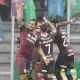 Saprissa abrió el marcador temprano, por intermedio de Kendall Waston. Luego, todo terminó en empate. Foto: Keydel Romero.